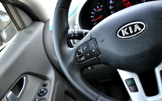 Kia Sportage cena 39900 przebieg: 194000, rok produkcji 2011 z Duszniki-Zdrój małe 529